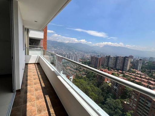 Apartamento en arriendo Antioquia Envigado El Esmeraldal 100 m2 Habitaciones 3 Baños 3 Garajes 2 Precio $4100000