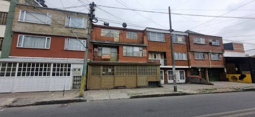 Casa en venta Cundinamarca Bogotá Santa Helenita 502 m2 Habitaciones 8 Baños 4 Garajes 2 Precio $900000000