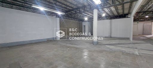 Bodega en arriendo Antioquia Medellín Campo Amor 200 m2 Habitaciones 0 Baños 2 Garajes 0 Precio $12300000