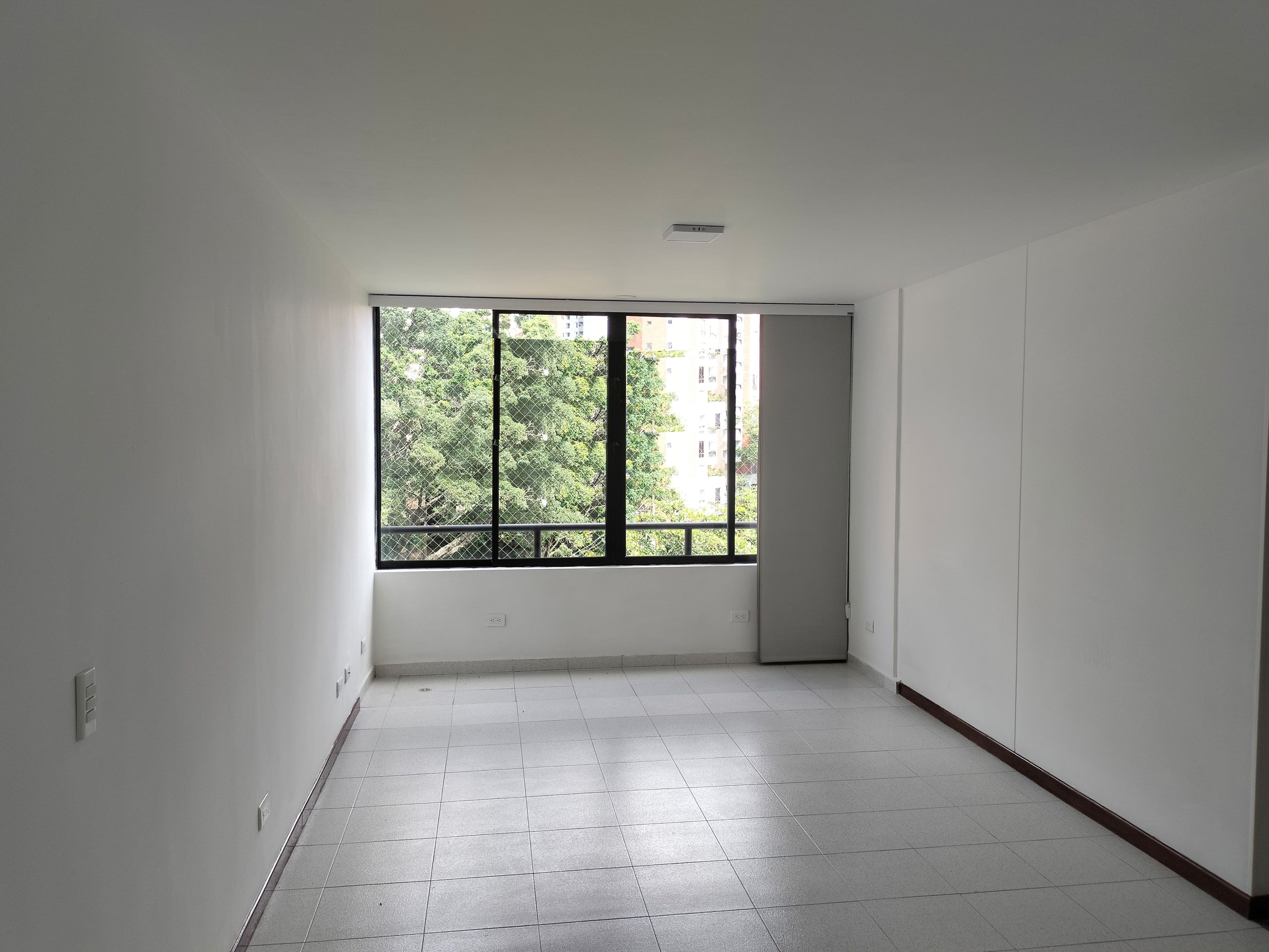 Apartamento en arriendo Antioquia Medellín San Diego 86 m2 Habitaciones 3 Baños 2 Garajes 2 Precio $3850000
