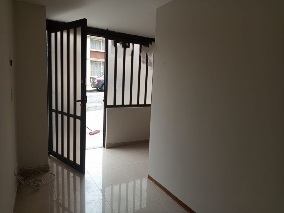 Local en arriendo Caldas Manizales Versalles 28 m2 Habitaciones 0 Baños 1 Garajes 0 Precio $1200000