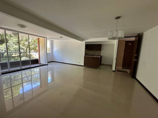 Apartamento en arriendo Antioquia Envigado La Inmaculada 95 m2 Habitaciones 3 Baños 3 Garajes 2 Precio $3500000