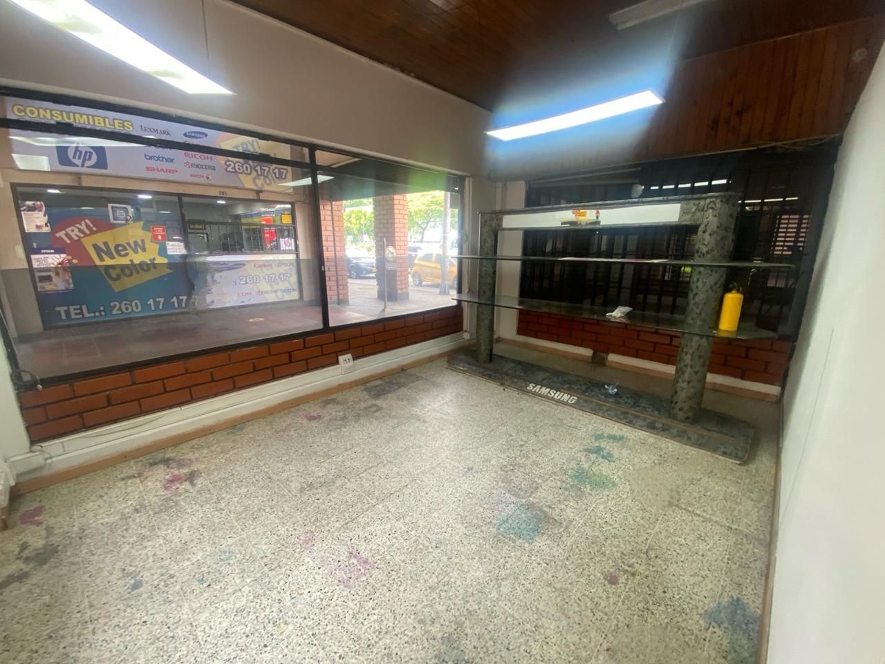 Local en arriendo Antioquia Medellín Suramericana 30 m2 Habitaciones 0 Baños 0 Garajes 0 Precio $2300000