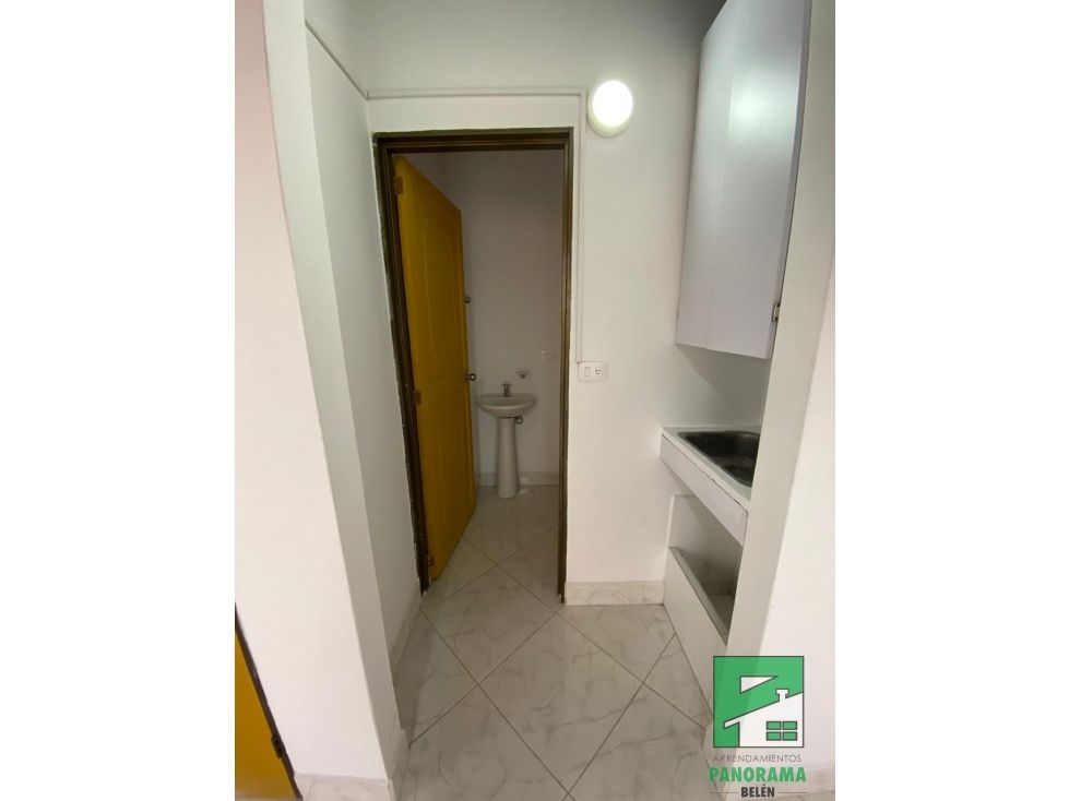 Oficina en arriendo Antioquia Medellín Guayabal 28 m2 Habitaciones 0 Baños 1 Garajes 0 Precio $1200000