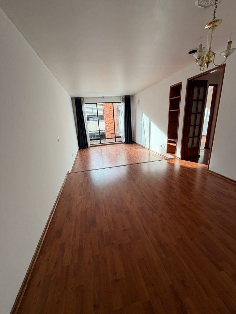 Apartamento en arriendo Cundinamarca Bogotá Bella Suiza 65 m2 Habitaciones 2 Baños 2 Garajes 1 Precio $2900000