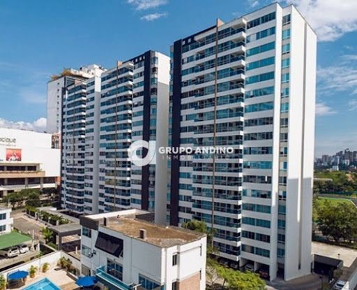 Apartamento en venta Santander Bucaramanga El Tejar 110 m2 Habitaciones 3 Baños 2 Garajes 2 Precio $680000000