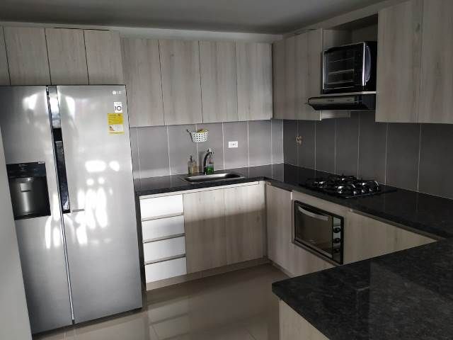 Apartamento en arriendo Antioquia Envigado La Mina 110 m2 Habitaciones 3 Baños 4 Garajes 1 Precio $4400000