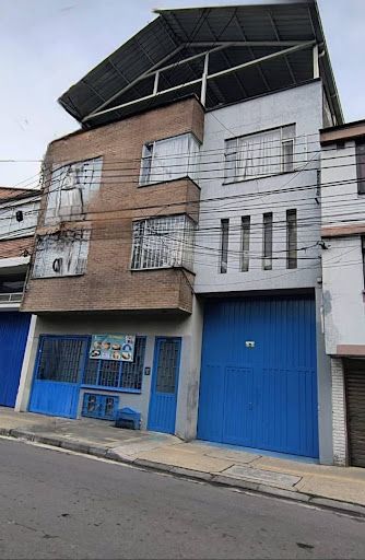Bodega en venta Cundinamarca Bogotá San Jose De La Granja 644 m2 Habitaciones 0 Baños 5 Garajes 2 Precio $2500000000