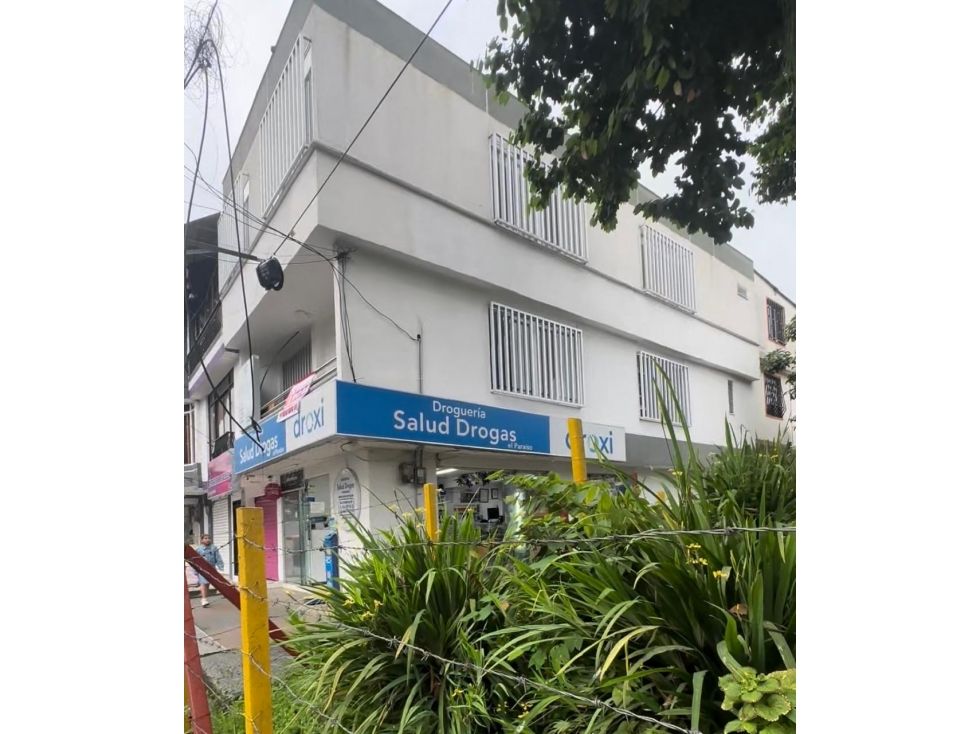 Local en arriendo Risaralda Pereira Cd Perla Del Otun 150 m2 Habitaciones 0 Baños 2 Garajes 0 Precio $2250000