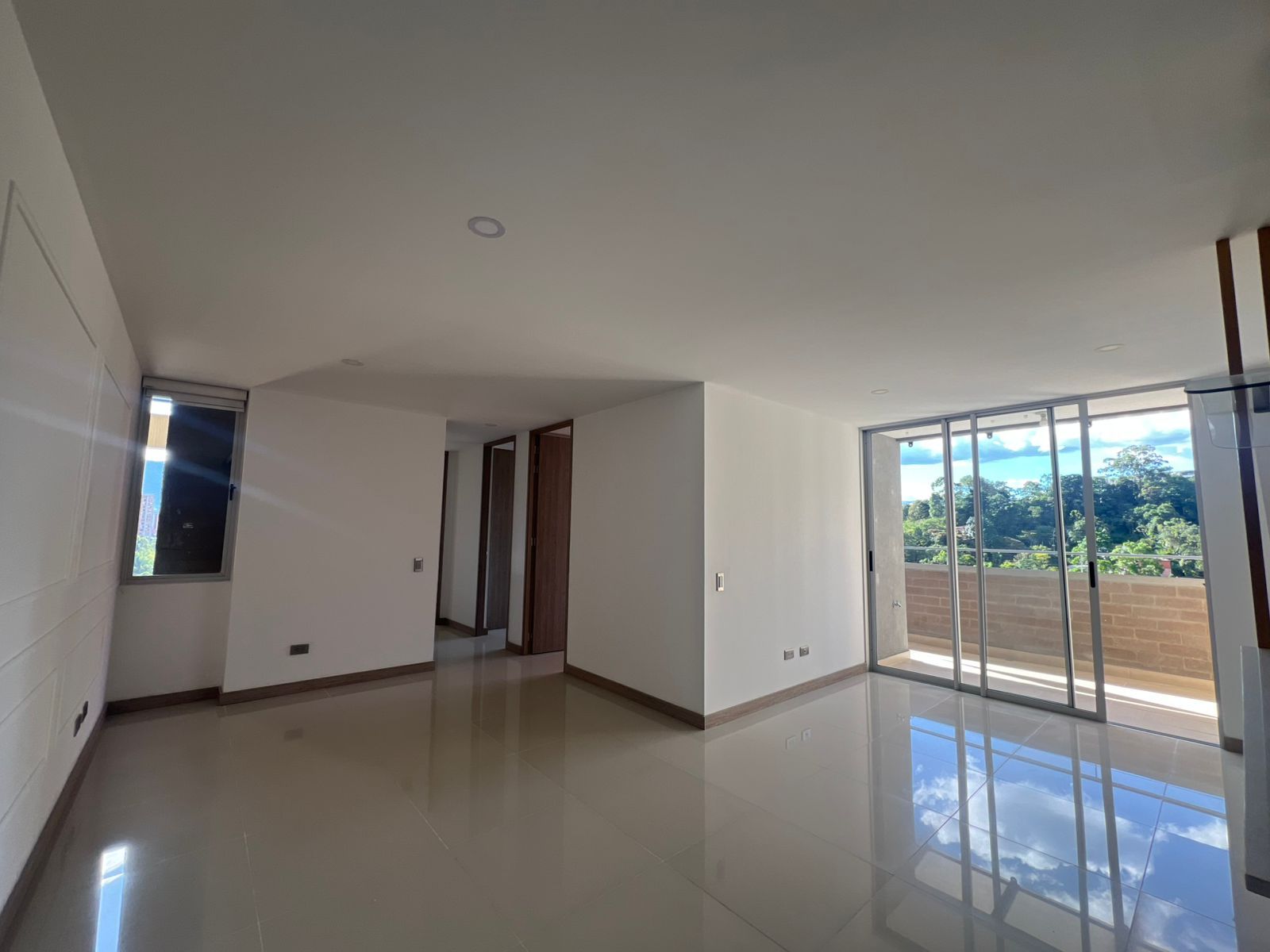 Apartamento en venta Antioquia Envigado La Inmaculada 85 m2 Habitaciones 3 Baños 2 Garajes 1 Precio $590000000