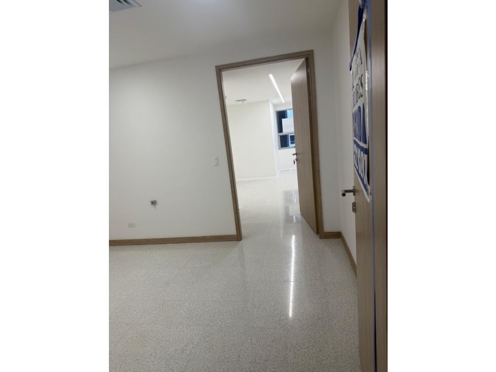 Consultorio en arriendo Antioquia Medellín Simesa 60 m2 Habitaciones 0 Baños 1 Garajes 1 Precio $4800000