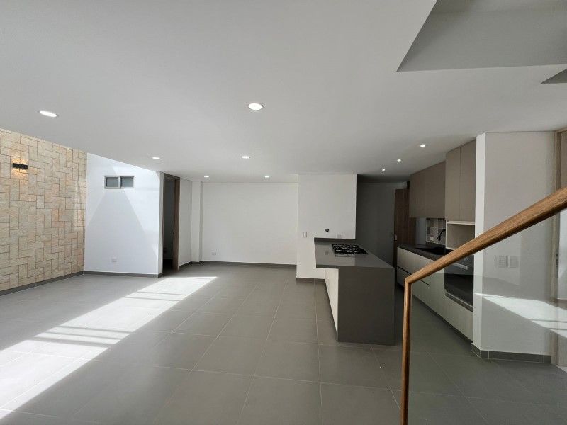 Casa en venta Antioquia Rionegro Gualanday 160 m2 Habitaciones 3 Baños 4 Garajes 2 Precio $1150000000