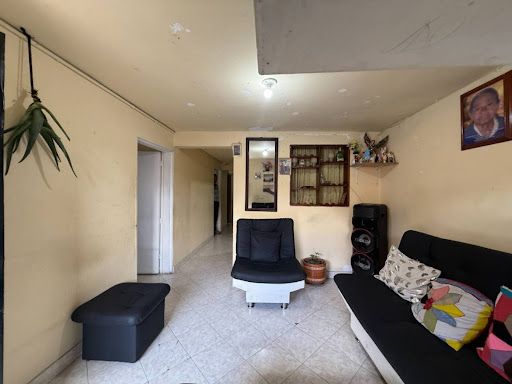 Casa en venta Antioquia Bello La Esmeralda 102 m2 Habitaciones 7 Baños 1 Garajes 0 Precio $260000000