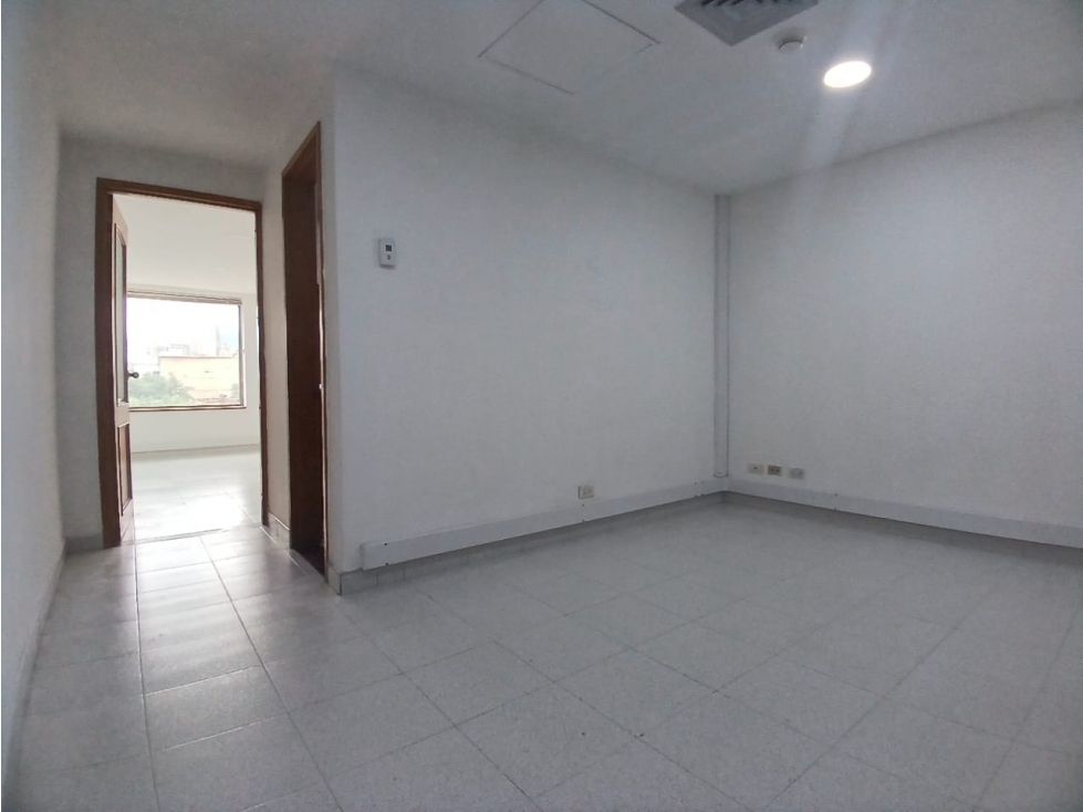 Oficina en venta Antioquia Medellín Astorga 38 m2 Habitaciones 0 Baños 1 Garajes 1 Precio $420000000