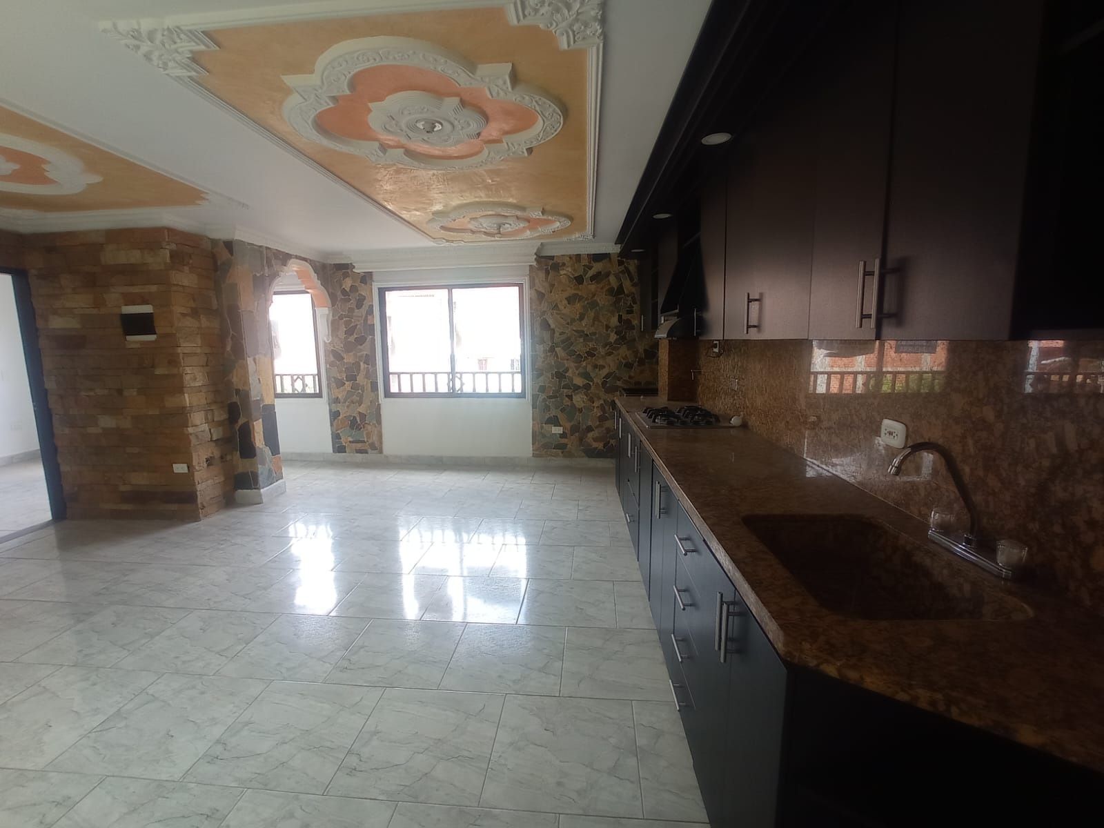 Apartamento en arriendo Antioquia Copacabana La María 85 m2 Habitaciones 3 Baños 2 Garajes 0 Precio $1380000