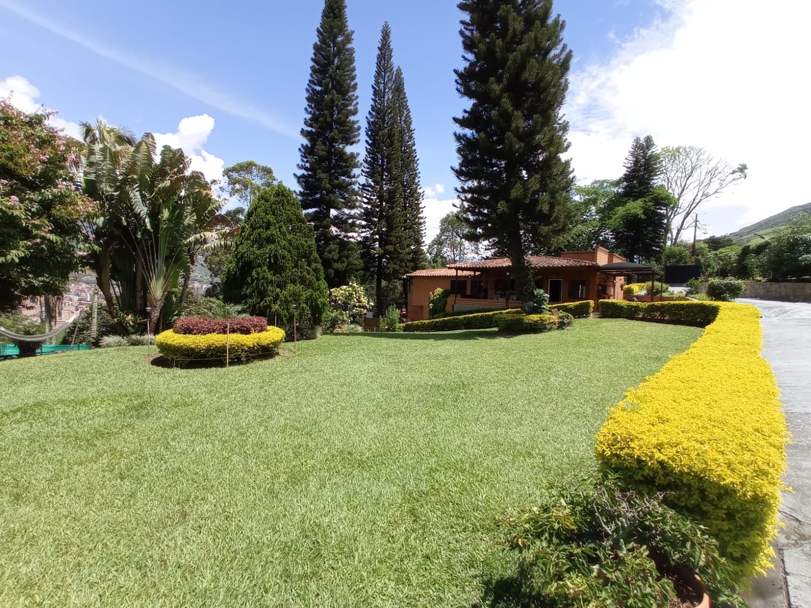 Finca en arriendo Antioquia Copacabana Copacabana 4070 m2 Habitaciones 7 Baños 6 Garajes 0 Precio $20000000