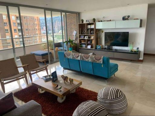 Apartamento en arriendo Antioquia Medellín Los Balsos No2 198 m2 Habitaciones 3 Baños 5 Garajes 3 Precio $10000000