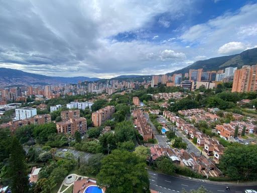 Apartaestudio en arriendo Antioquia Medellín El Tesoro 54 m2 Habitaciones 1 Baños 2 Garajes 1 Precio $4800000