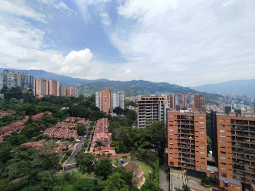 Apartamento en arriendo Antioquia Envigado La Pradera 82 m2 Habitaciones 3 Baños 2 Garajes 1 Precio $4900000
