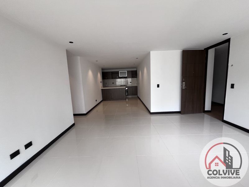 Apartamento en arriendo Antioquia Sabaneta Ancon Sur 86 m2 Habitaciones 3 Baños 2 Garajes 1 Precio $3100000