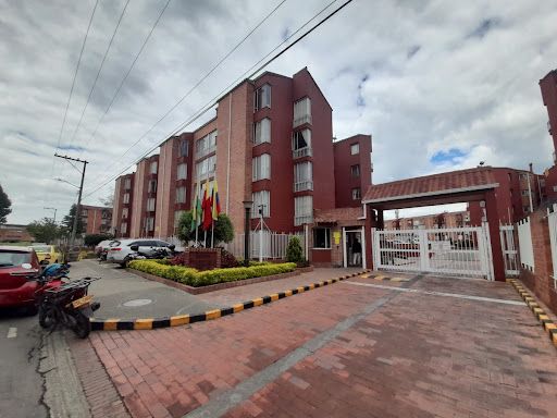 Apartamento en arriendo Cundinamarca Bogotá Bolivia 70 m2 Habitaciones 3 Baños 2 Garajes 1 Precio $1700000