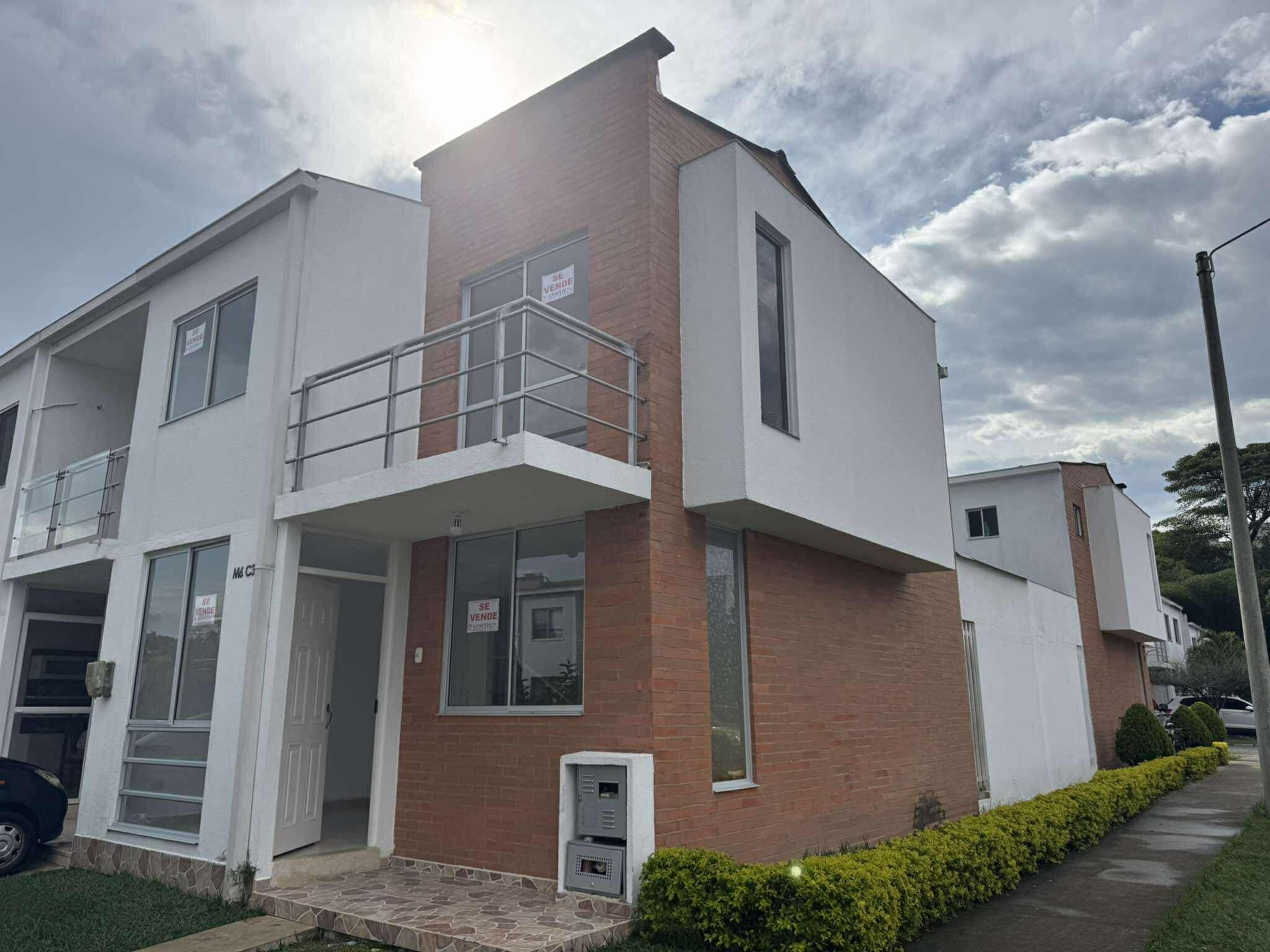 Casa en venta Risaralda Pereira Br San Fernando 119 m2 Habitaciones 4 Baños 2 Garajes 1 Precio $450000000