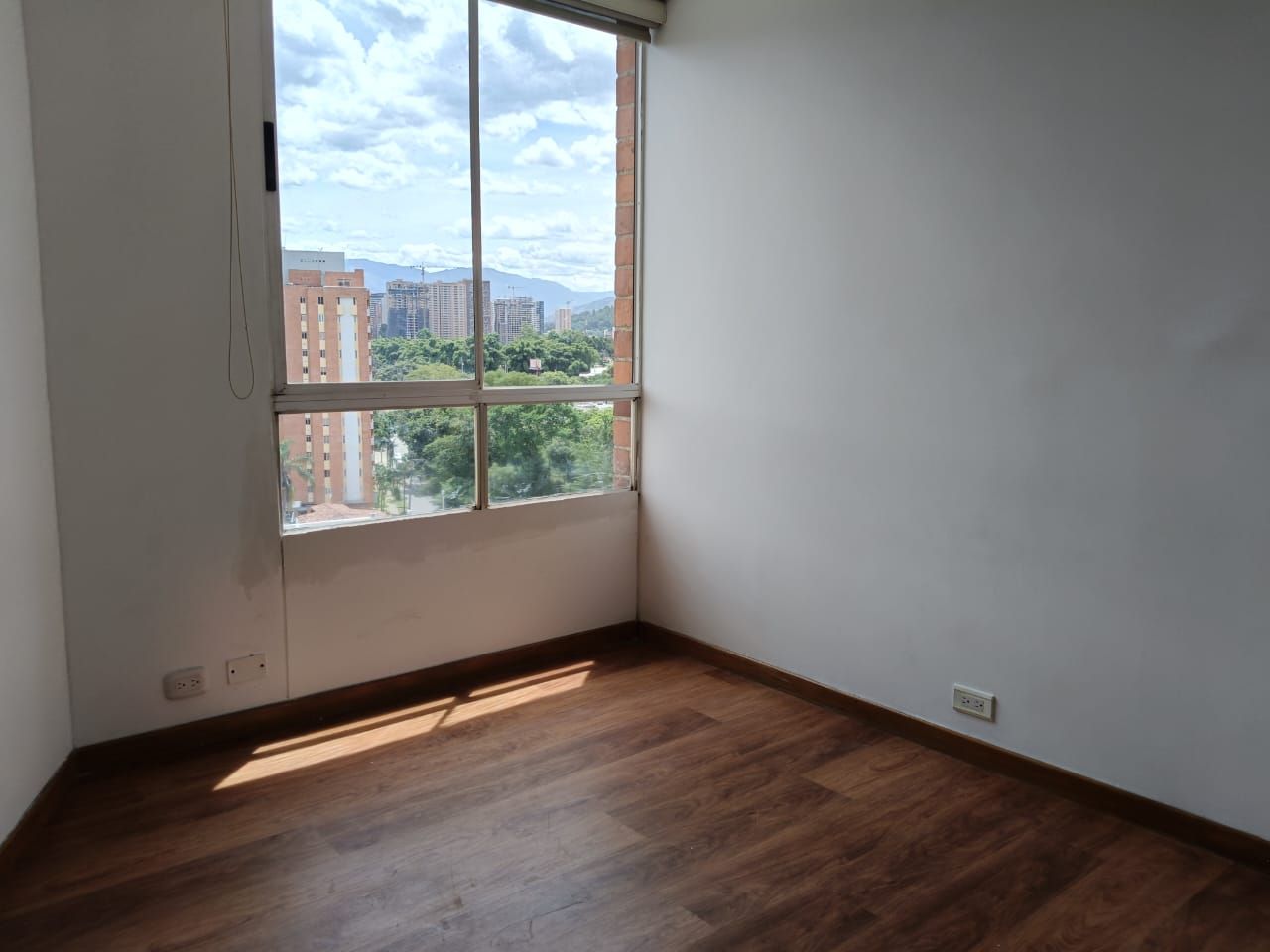 Apartamento en arriendo Antioquia Medellín Alejandria 82 m2 Habitaciones 3 Baños 2 Garajes 1 Precio $3300000