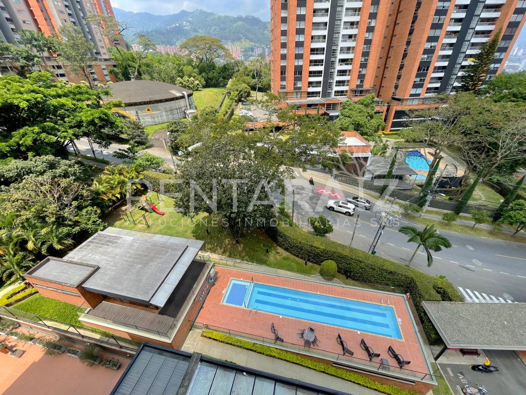 Apartamento en venta Antioquia Envigado Loma De Las Brujas 150 m2 Habitaciones 2 Baños 2 Garajes 1 Precio $790000000