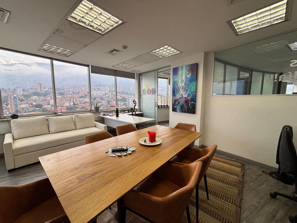 Oficina en arriendo Antioquia Medellín Astorga 186 m2 Habitaciones 0 Baños 4 Garajes 1 Precio $13700000