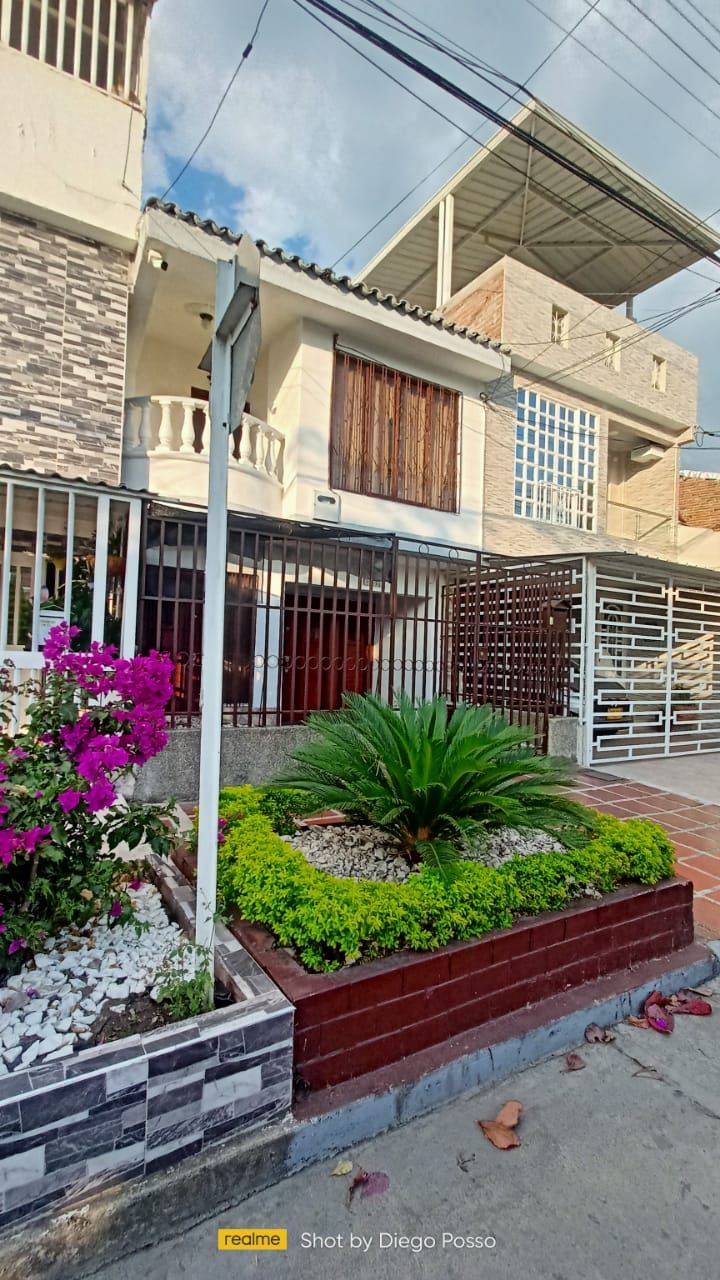 Casa en venta Valle Del Cauca Palmira Fatima 240 m2 Habitaciones 6 Baños 4 Garajes 1 Precio $340000000