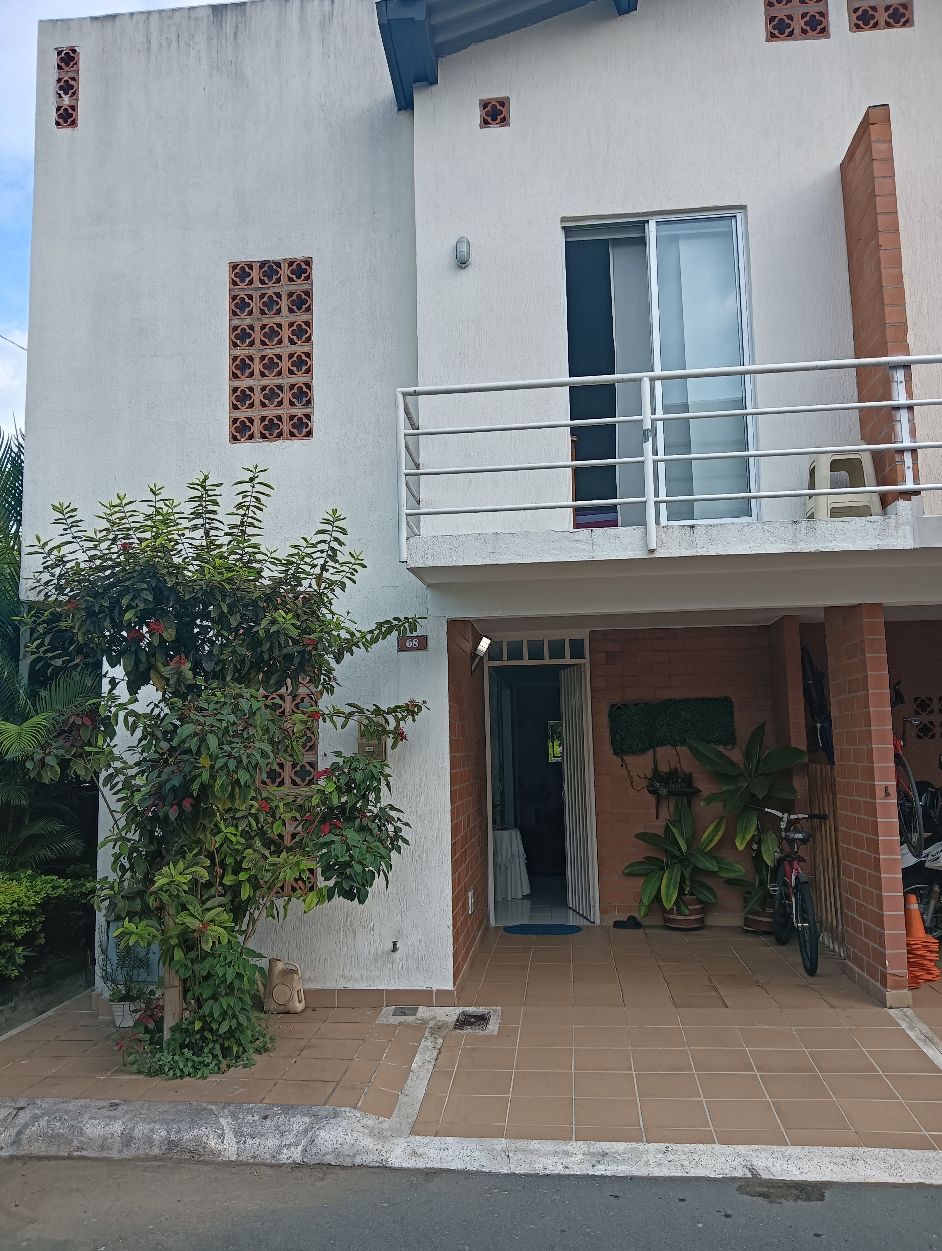 Casa en venta Valle Del Cauca Palmira Ub Casas Del Saman Ii 135 m2 Habitaciones 3 Baños 3 Garajes 1 Precio $380000000