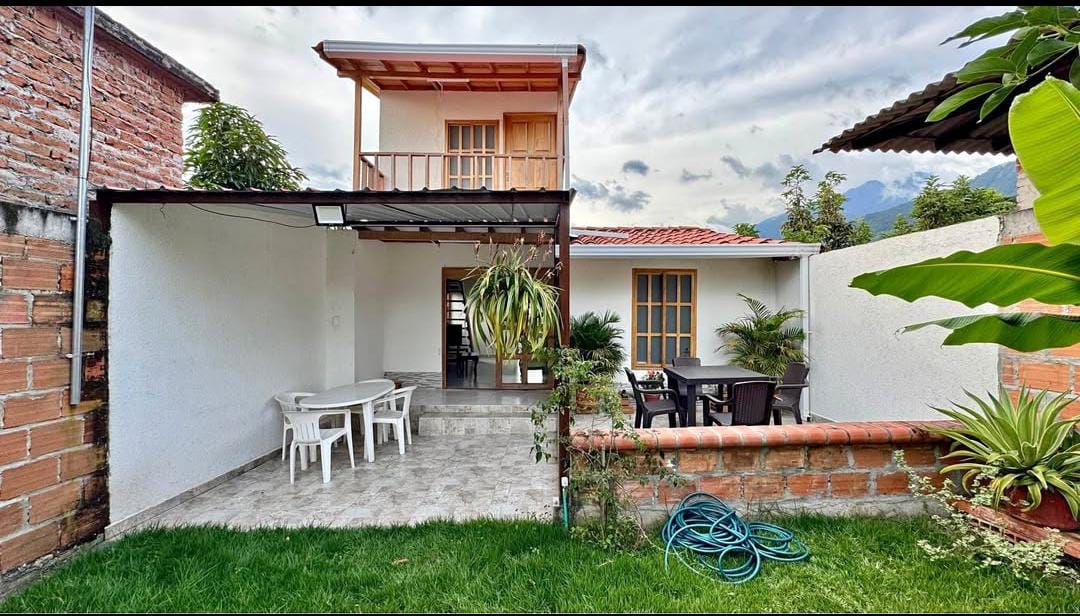 Finca en venta Valle Del Cauca Palmira Palmira 70 m2 Habitaciones 3 Baños 1 Garajes 3 Precio $300000000