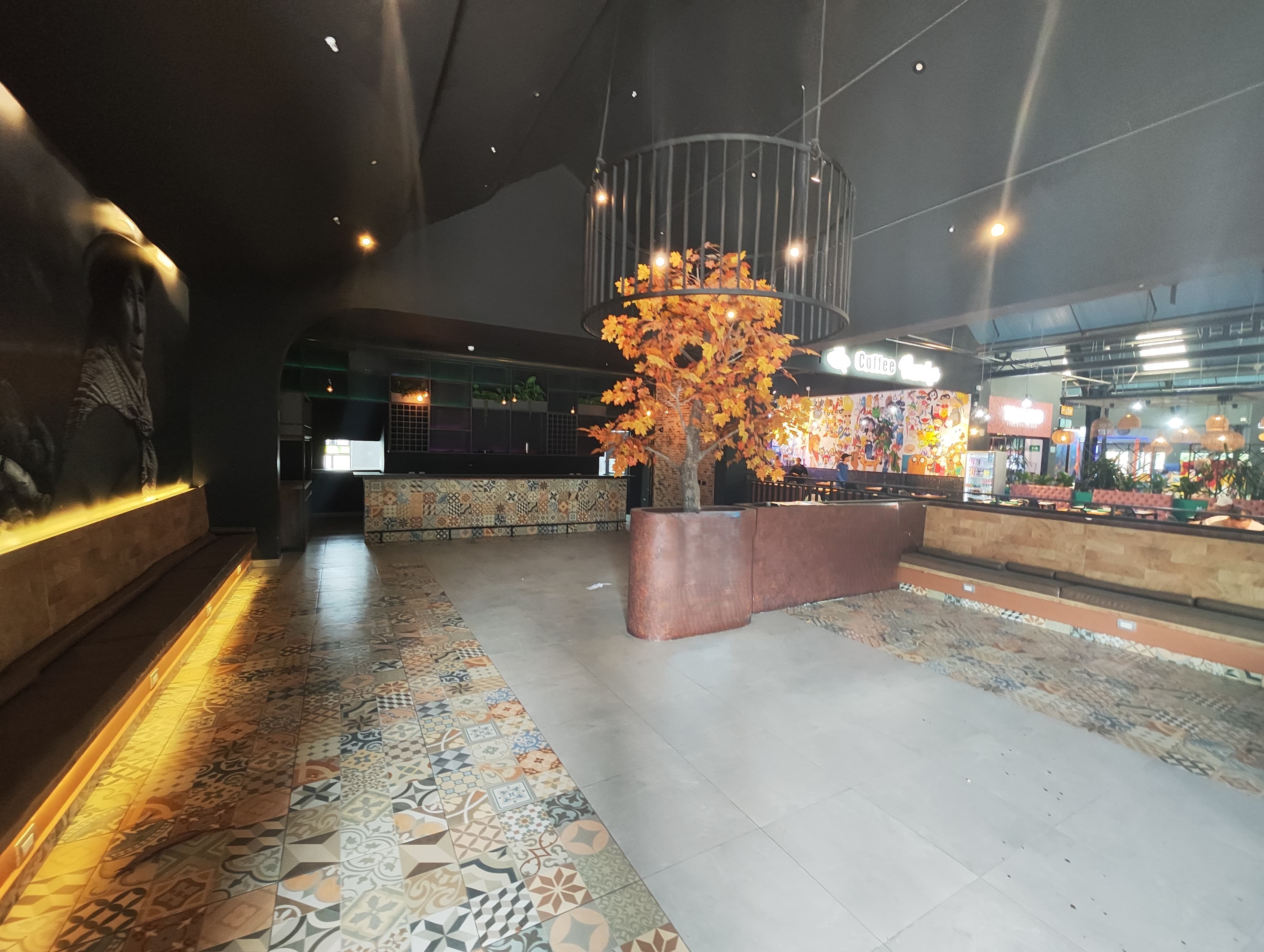 Local en arriendo Antioquia Medellín Los Colores 144 m2 Habitaciones 0 Baños 0 Garajes 0 Precio $15050000