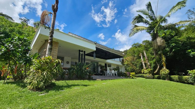 Casa Campestre en venta Antioquia Bello Bello 230 m2 Habitaciones 3 Baños 4 Garajes 0 Precio $1650000000