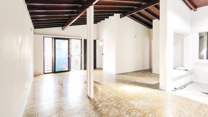 Casa en arriendo Antioquia Medellín Los Colores 180 m2 Habitaciones 4 Baños 3 Garajes 0 Precio $5500000