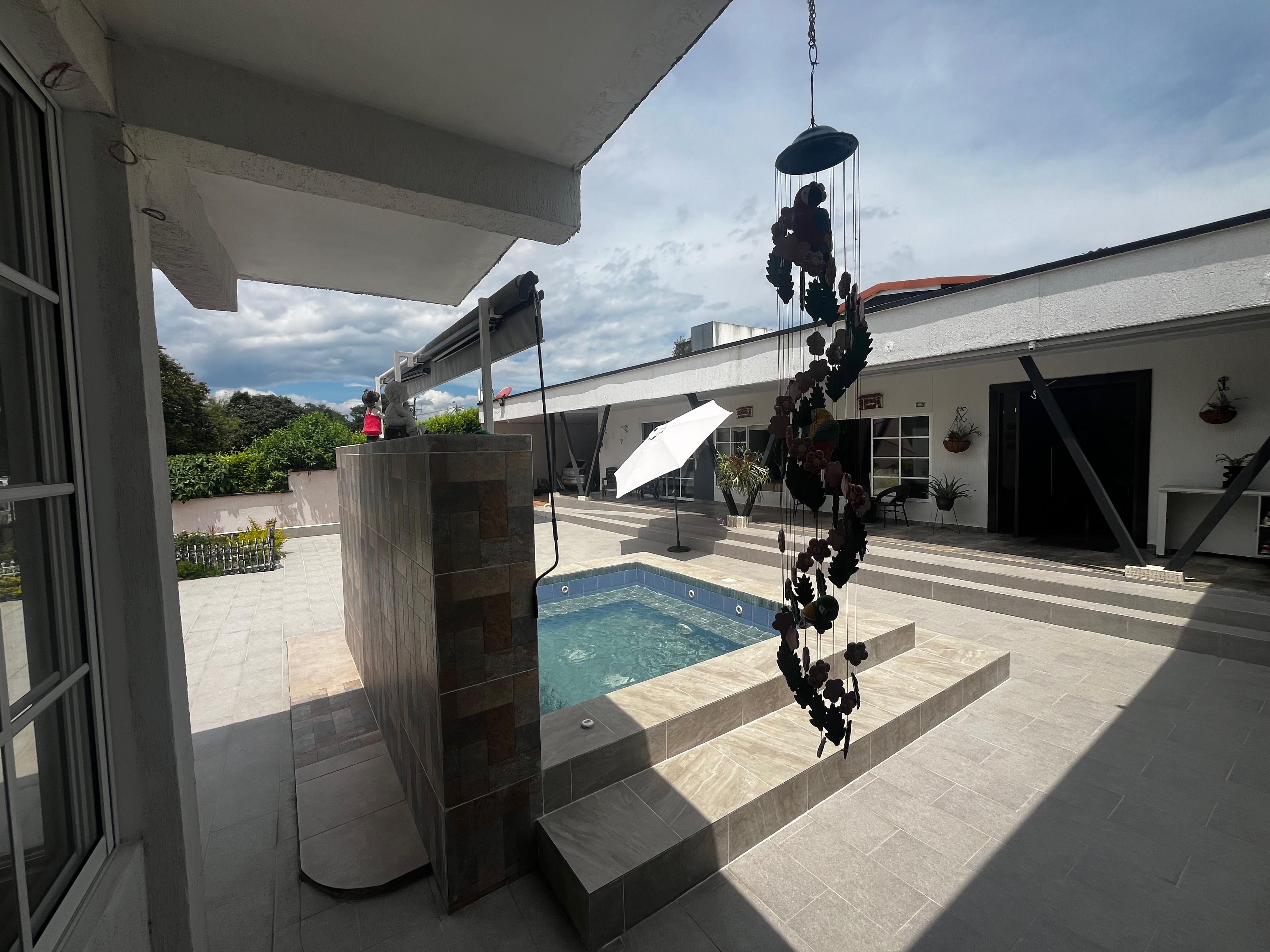 Casa Campestre en venta Risaralda Pereira Cd Perla Del Otun 550 m2 Habitaciones 4 Baños 3 Garajes 3 Precio $900000000