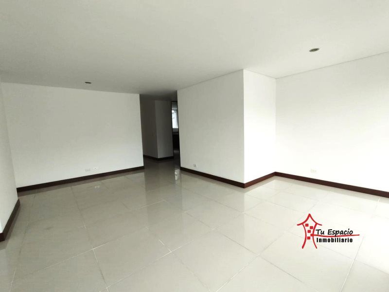Apartamento en arriendo Antioquia Envigado Alcalá 115 m2 Habitaciones 3 Baños 2 Garajes 0 Precio $4400000