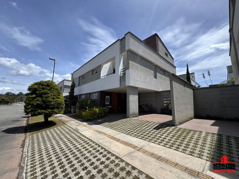 Casa en arriendo Antioquia Rionegro El Porvenir 180 m2 Habitaciones 3 Baños 3 Garajes 2 Precio $7350000