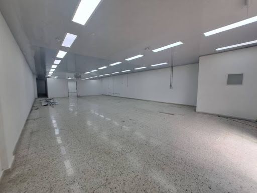 Local en arriendo Risaralda Pereira Maraya 300 m2 Habitaciones 0 Baños 1 Garajes 3 Precio $11010000