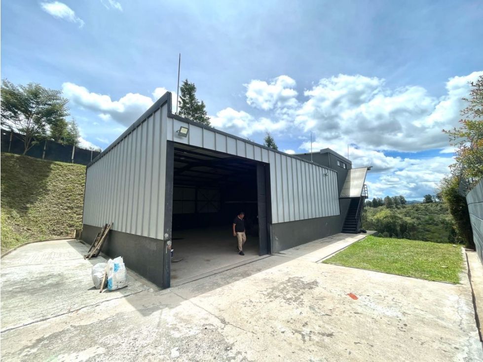 Bodega en arriendo Antioquia Rionegro Rionegro 250 m2 Habitaciones 0 Baños 3 Garajes 5 Precio $8000000