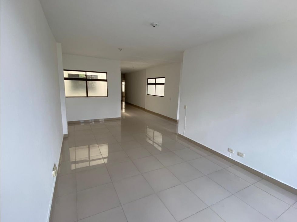 Local en arriendo Antioquia Envigado Obrero 200 m2 Habitaciones 0 Baños 2 Garajes 0 Precio $4000000