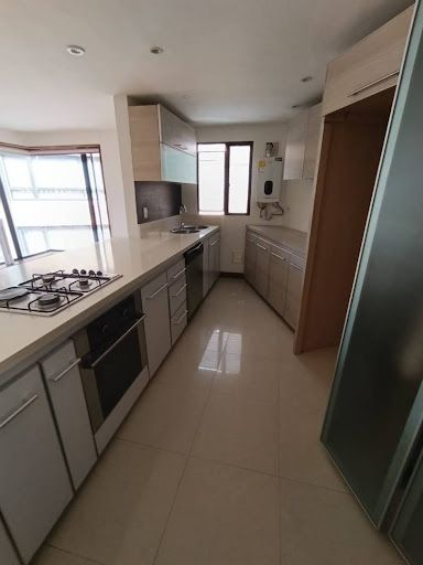 Apartamento en arriendo Cundinamarca Bogotá La Cabrera 100 m2 Habitaciones 3 Baños 2 Garajes 2 Precio $8000000