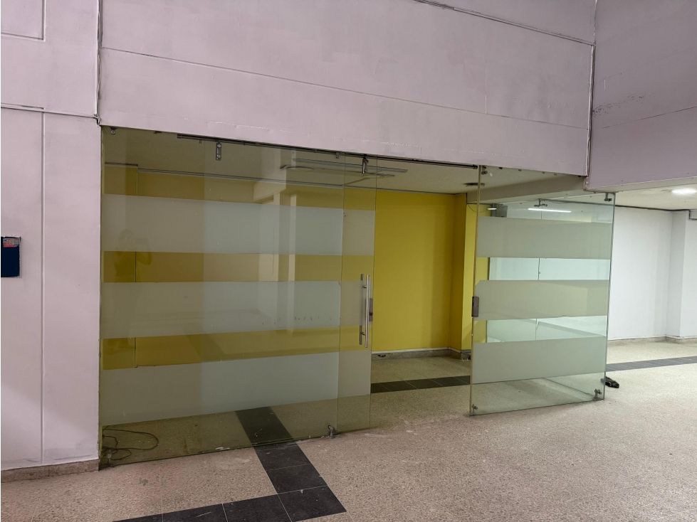 Bodega en arriendo Santander Bucaramanga Centro 400 m2 Habitaciones 0 Baños 1 Garajes 0 Precio $10000000