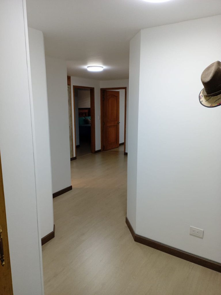 Apartamento en venta Cundinamarca Bogotá La Calleja 136 m2 Habitaciones 3 Baños 3 Garajes 2 Precio $900000000