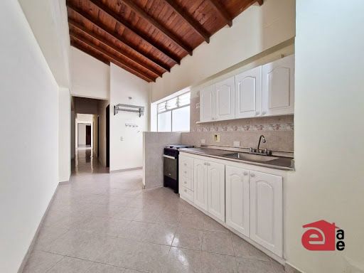 Apartamento en arriendo Antioquia Envigado La Paz 91 m2 Habitaciones 3 Baños 2 Garajes 1 Precio $1980000