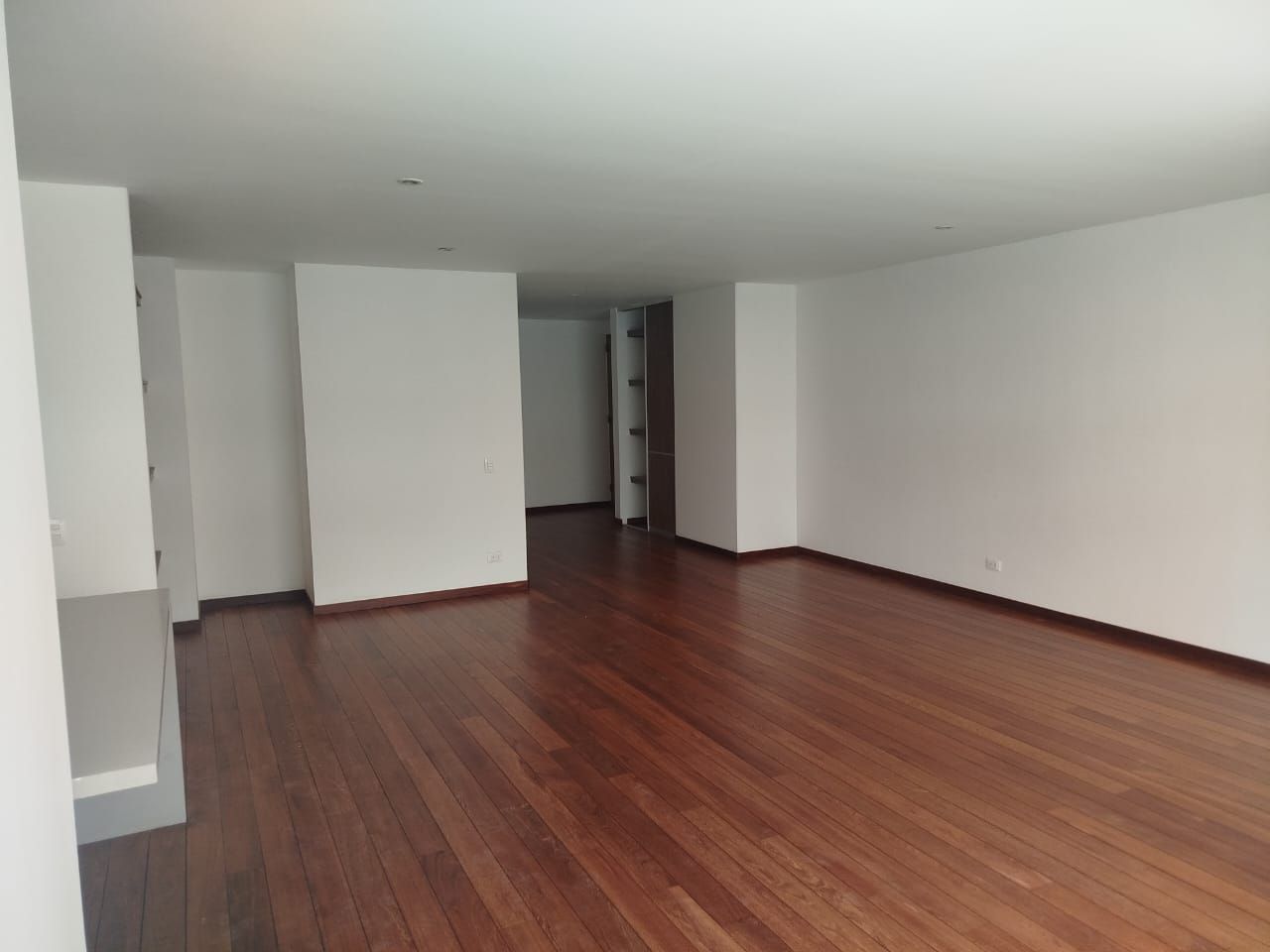 Apartamento en arriendo Cundinamarca Bogotá Antiguo Country 106 m2 Habitaciones 2 Baños 2 Garajes 0 Precio $7000000