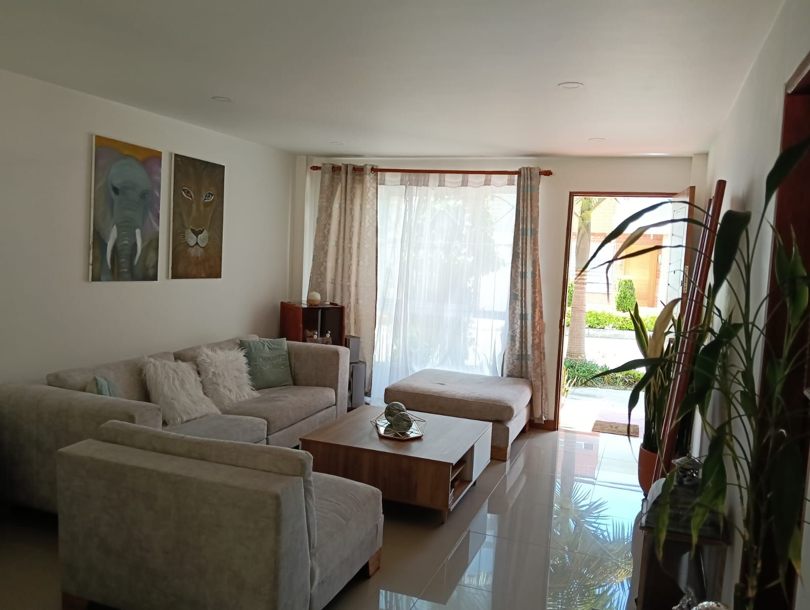 Casa en venta Antioquia Rionegro San Antonio 220 m2 Habitaciones 3 Baños 3 Garajes 1 Precio $960000000