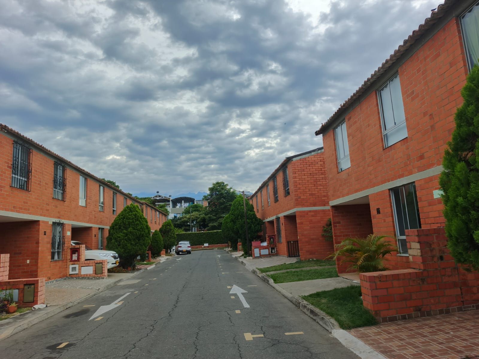 Casa en venta Valle Del Cauca Cali Ciudad Real 150 m2 Habitaciones 3 Baños 3 Garajes 1 Precio $380000000