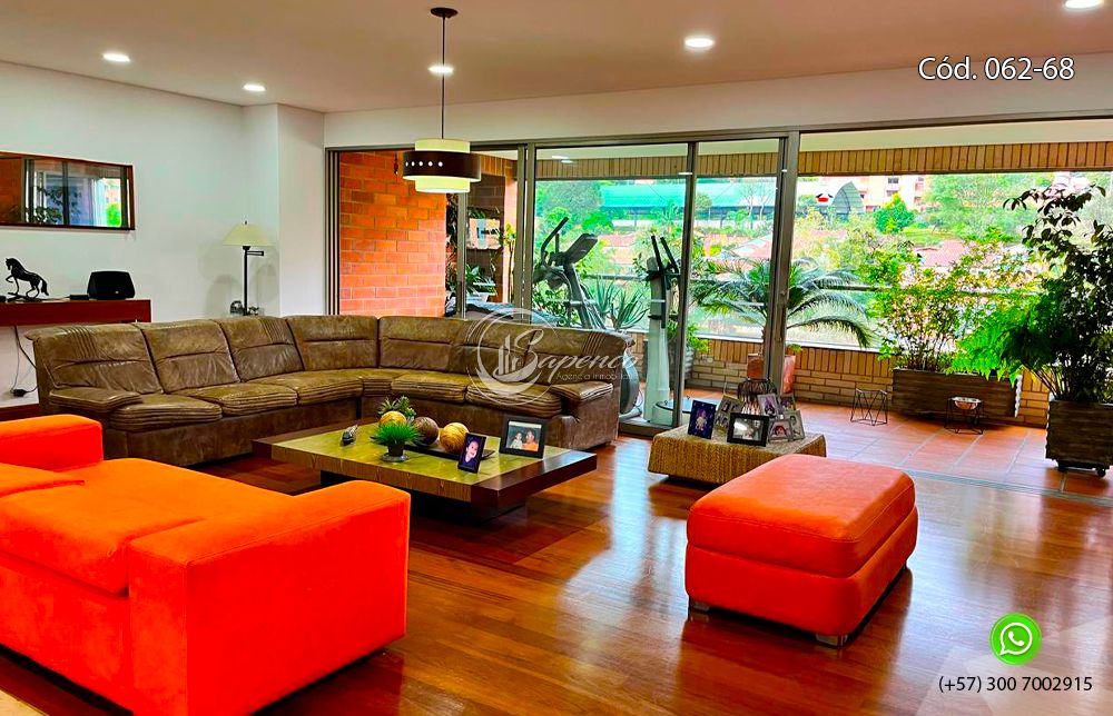 Apartamento en venta Antioquia Medellín El Poblado 260 m2 Habitaciones 3 Baños 5 Garajes 3 Precio $2100000000