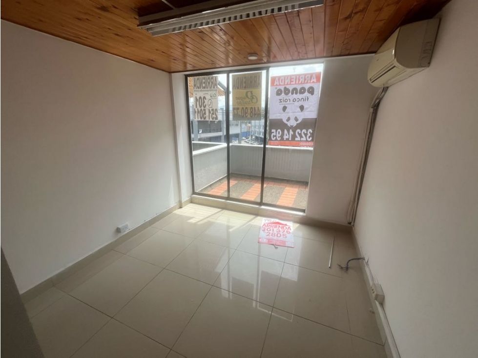 Oficina en arriendo Antioquia Medellín Santa Rosa De Lima 40 m2 Habitaciones 0 Baños 1 Garajes 0 Precio $1580000